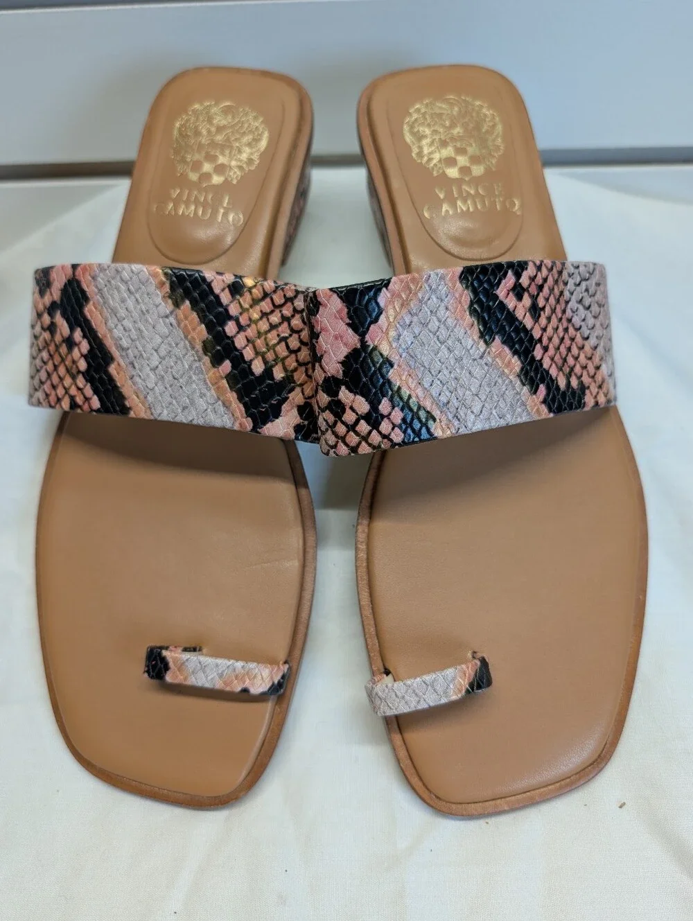 Vince Camuto Yelinda Snakeskin Print Open Toed Sandals Size 8 NWOB - Picture 4 of 10
